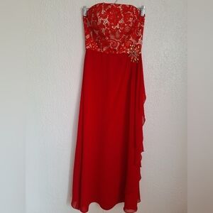 DANCING QUEEN Elegant Red Lace Evening Gown